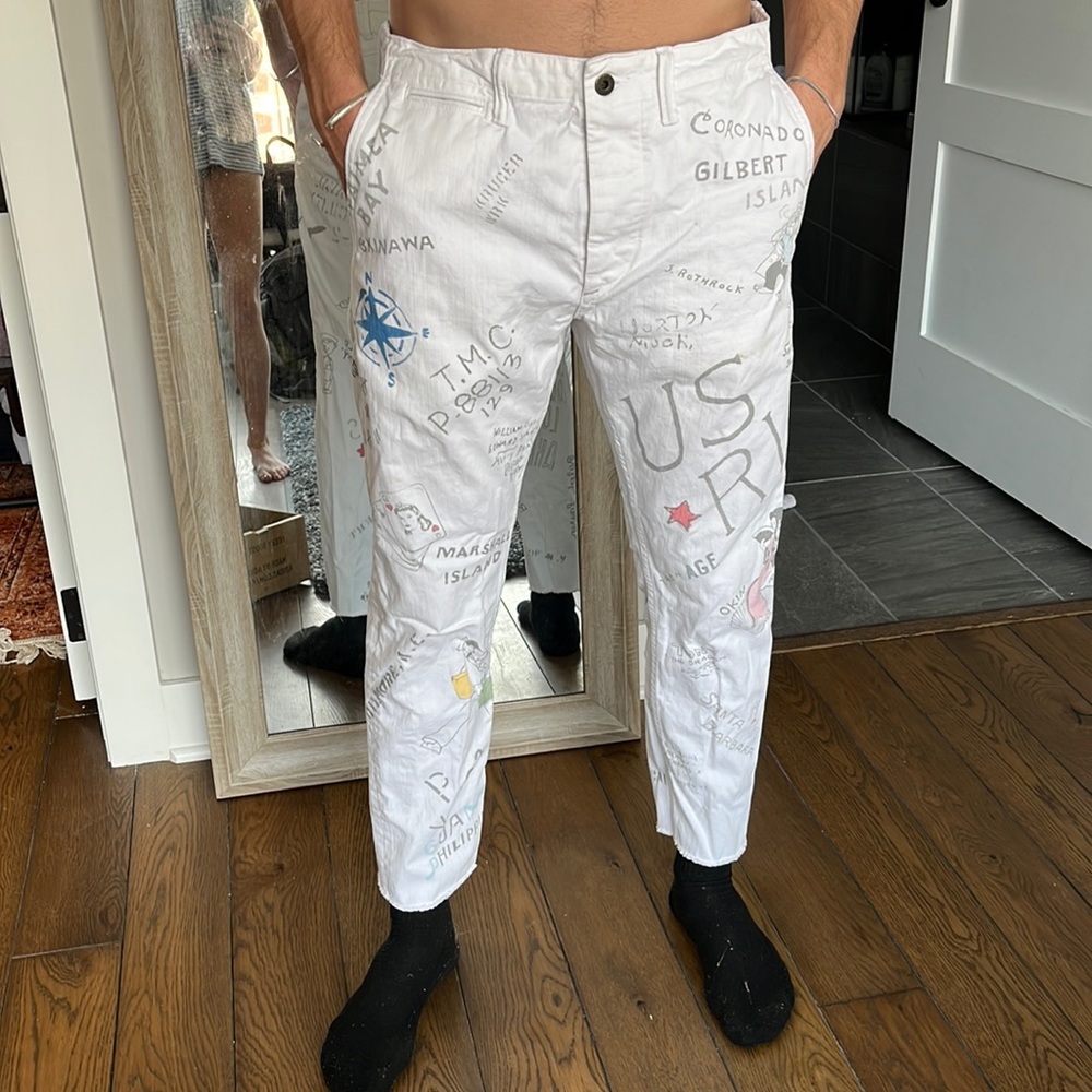 Multi colored print pant! Super cool and can be dressed up and dressed down!